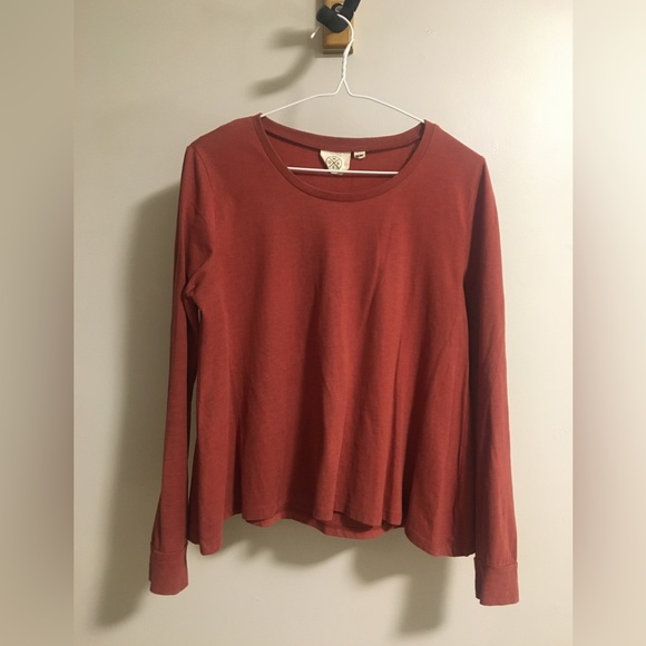 Rust coloured floaty long sleeve - Picture 1 of 3